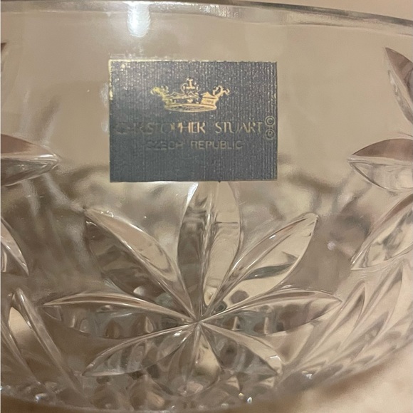 Christopher Stuart crystal daisy flower candy nut bowl. - Picture 4 of 4